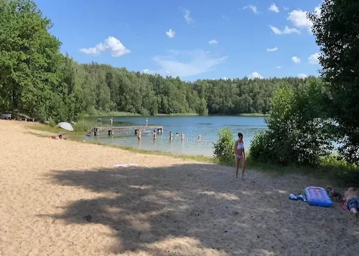 Am Weinberg, 펜션 Dobbrikow